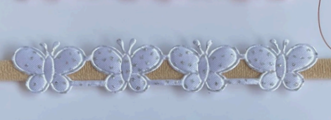 Alejandria mariposas Blancas con dorado